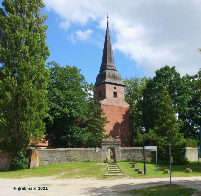 Dorfkirche Mellenthin