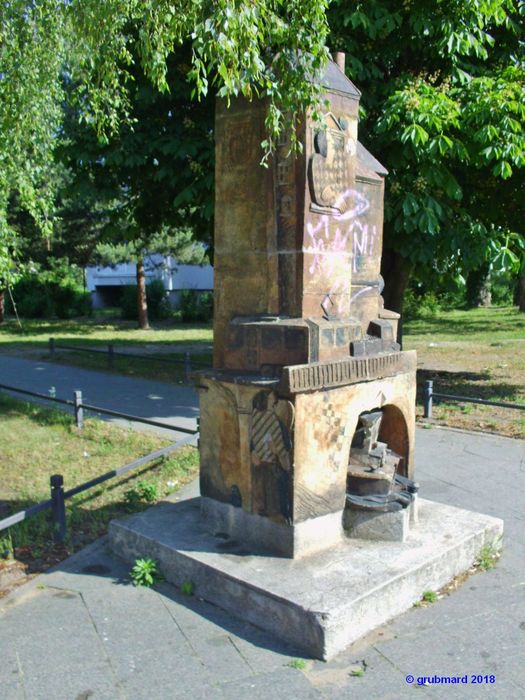 Skulptur -Leben in Köpenick- in Berlin-Spindlersfeld