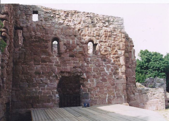 Ruine der Burgkapelle in der Unterburg