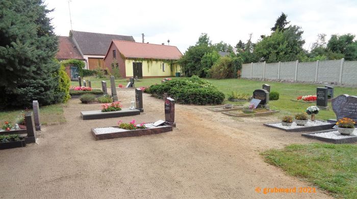 Friedhof-Kirchhof Düben