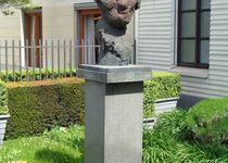 Bild zu Bronze-Skulptur »Hommage á Liebermann«