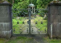 Bild zu Schwedischer Friedhof (Schwedenblock) auf dem Südwestkirchhof Stahnsdorf