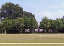 Bild zu Schalenfontäne vorm Schloss Charlottenhof im Park Sanssouci