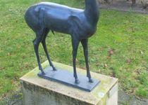 Bild zu Bronze-Skulptur »Gazelle«
