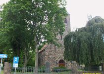 Bild zu Dorfkirche Schönefeld