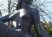 Bild zu Bronze-Skulptur »Stehendes Paar«