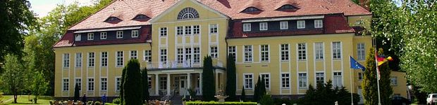 Bild zu Parkhotel Schloss Wulkow Betriebs-GmbH
