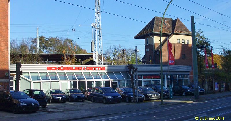 Autohaus Schüßler &amp; Rettig am S-Bahnhof Berlin-Friedrichshagen