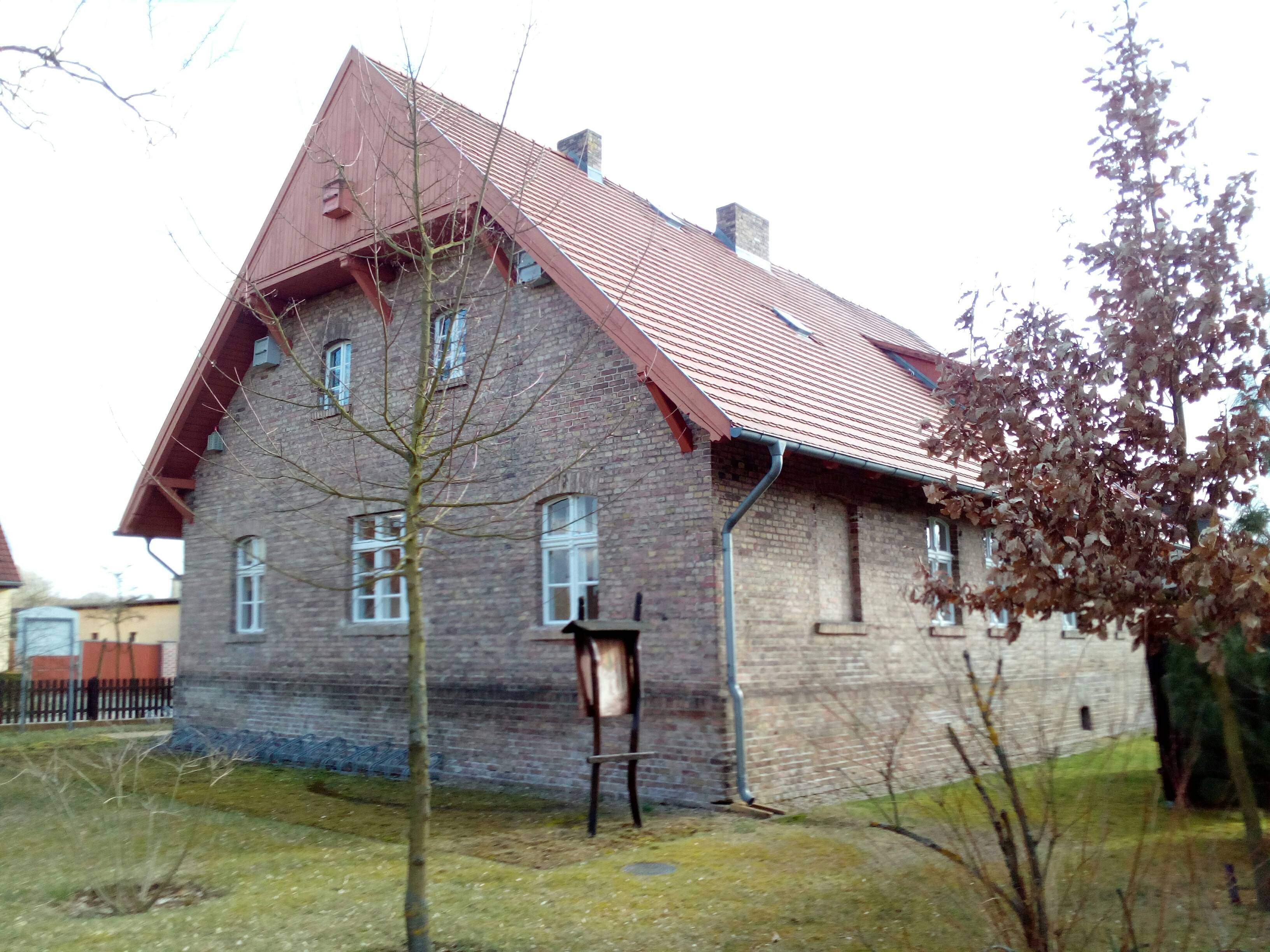 Museum des Teltow - Alte Schule in W&uuml;nsdorf - Gartenseite