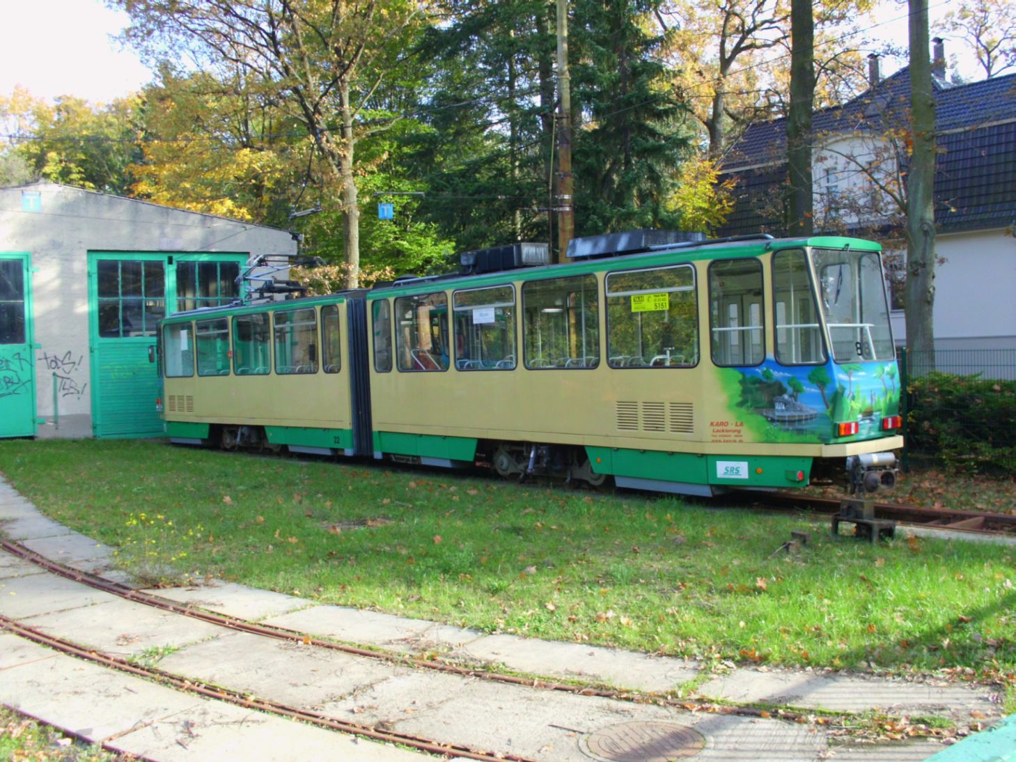 Tatra-Straßenbahn der SRS im Betriebshof Schöneiche