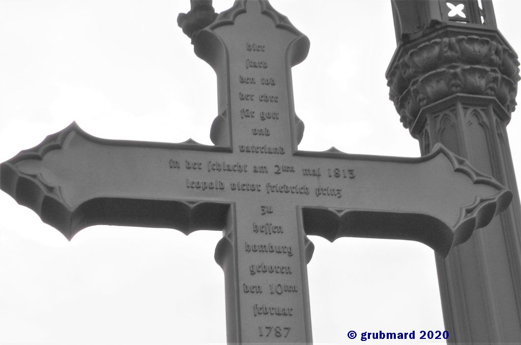 Inschrift auf dem Gedenkkreuz