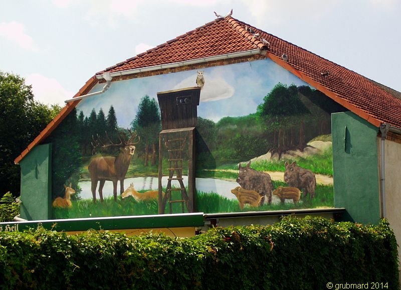 Wandbild in Groß Rietz als Hinweis zum Gut Hirschaue Birkholz