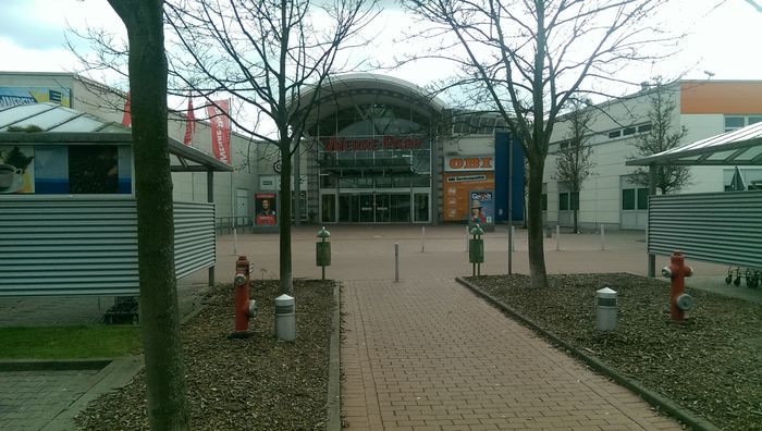 Werrepark Eingang von OBI Seite aus (hinterer Parkplatz)