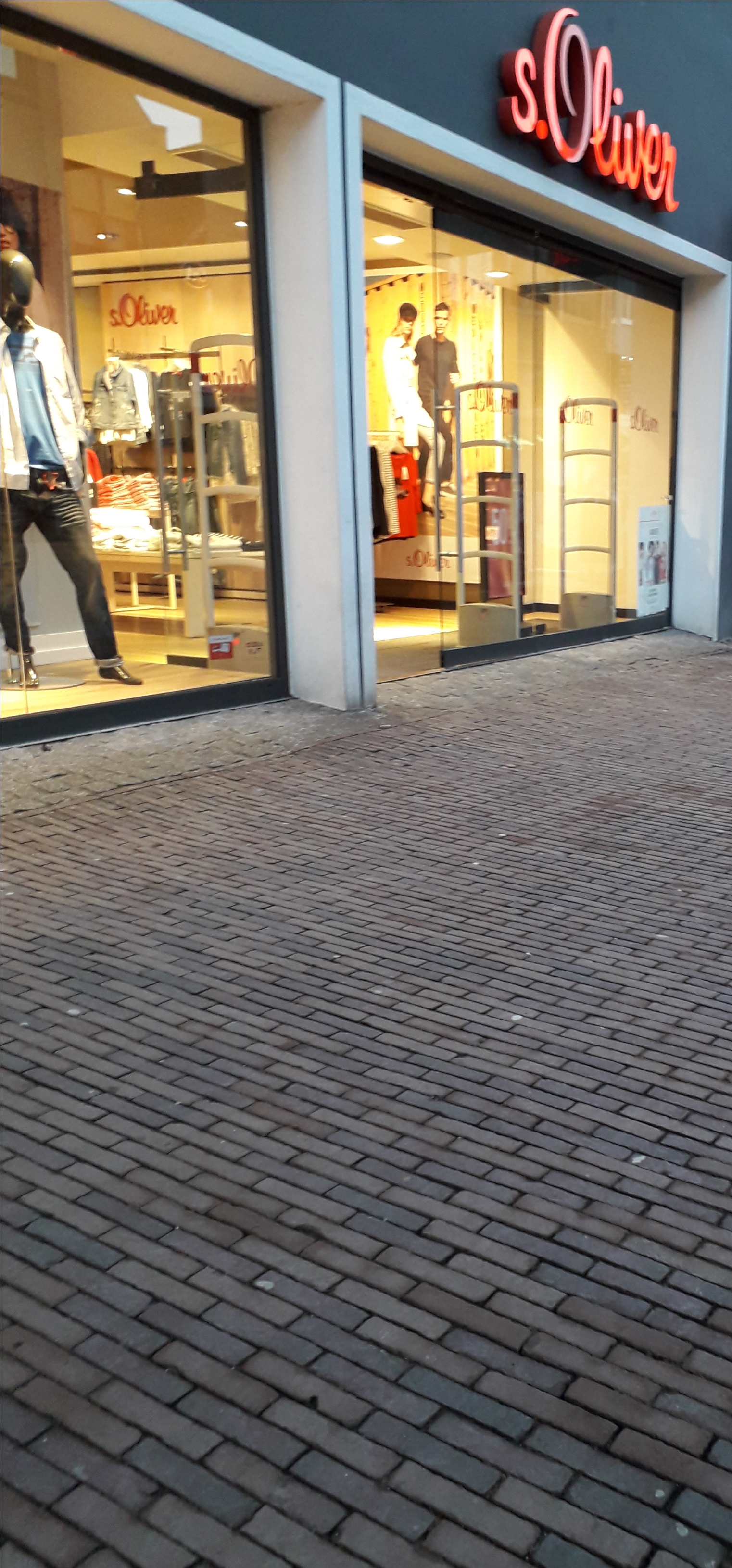 Bild 17 s.Oliver Store in Nordhorn