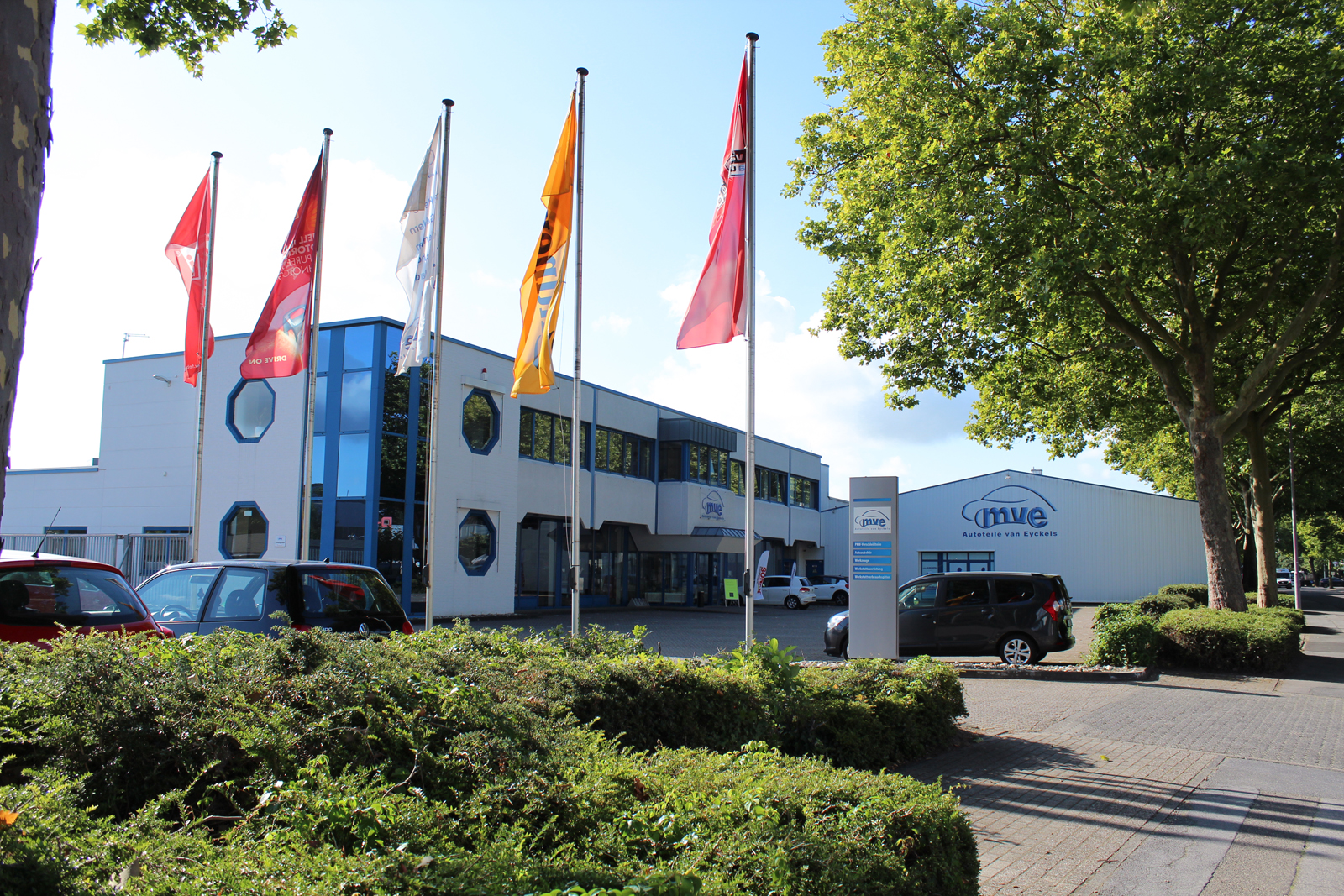 Bild 8 M. van Eyckels Autoteile GmbH & Co.KG in Kleve