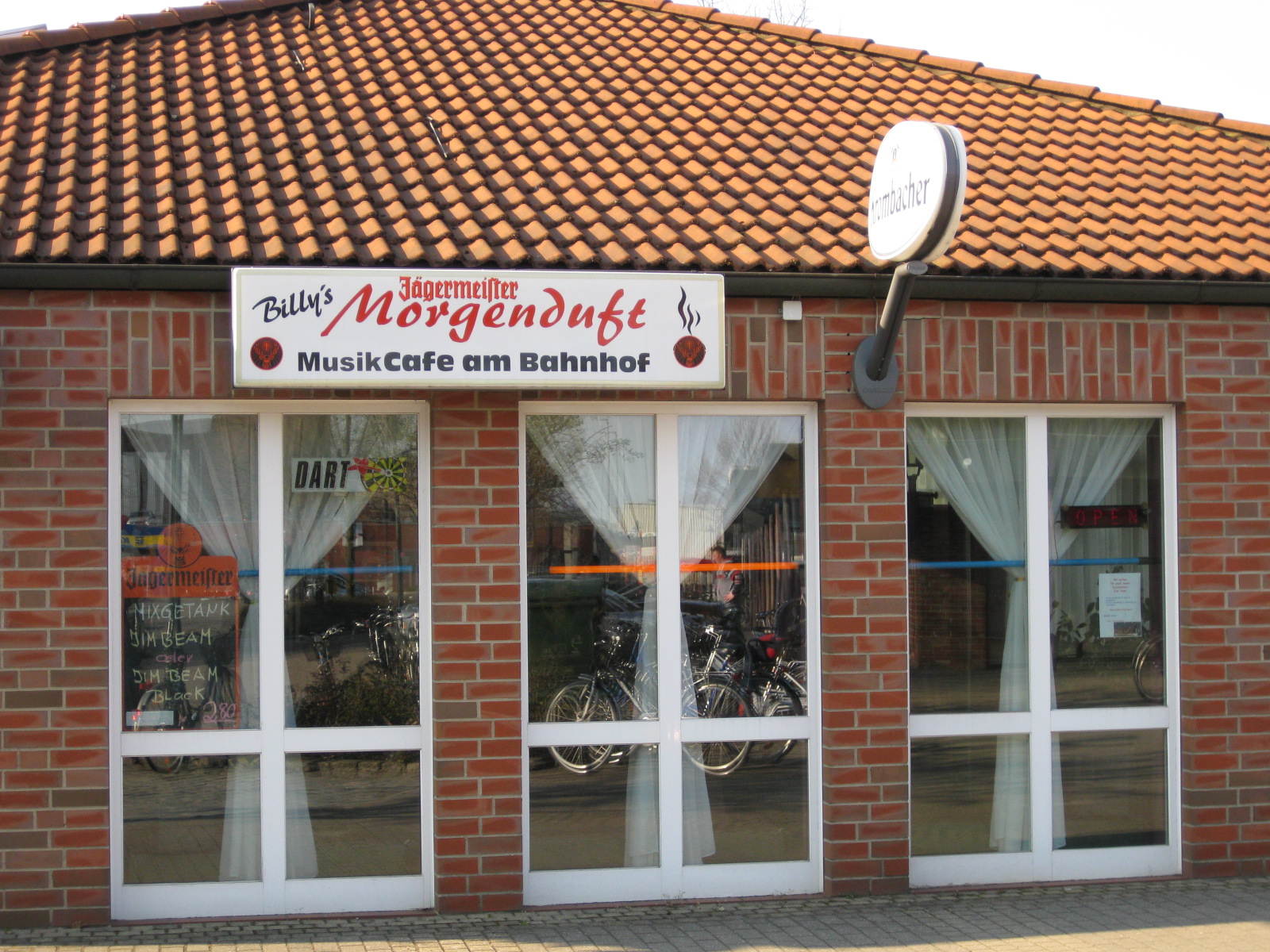 Bild 1 Cafe Morgenduft am Bahnhof in Tornesch