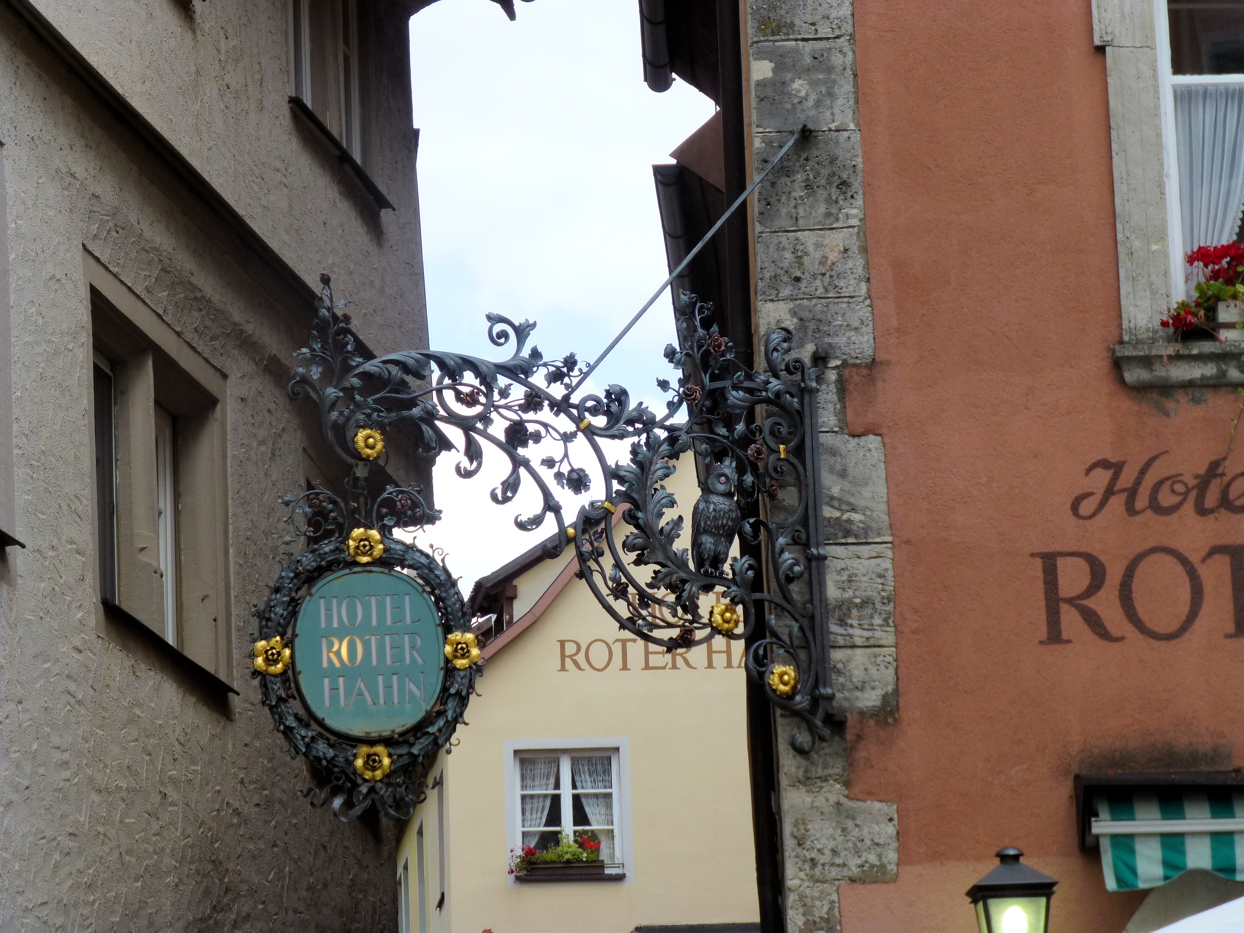 Bild 1 Roter Hahn Traditionshotel Inh. Dieter Gallus in Rothenburg ob der Tauber