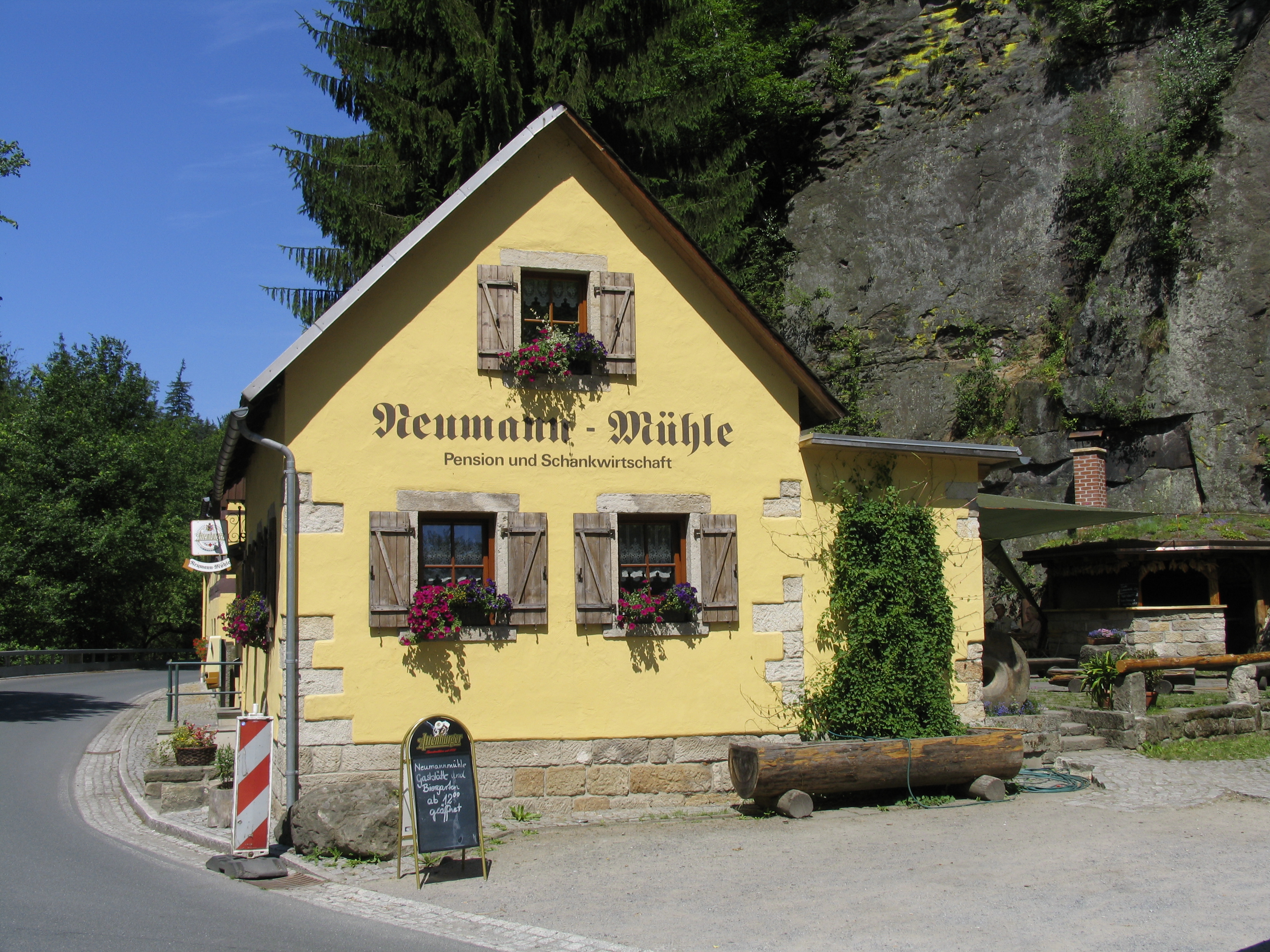 Bild 1 Neumann-Mühle Inh. Markus Galle in Ottendorf
