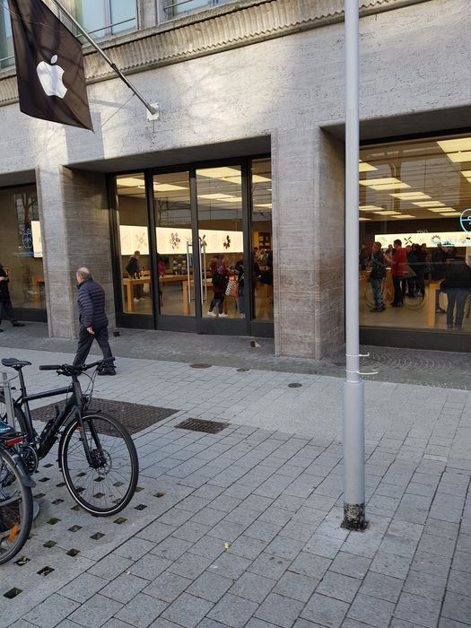 Apple Store von außen