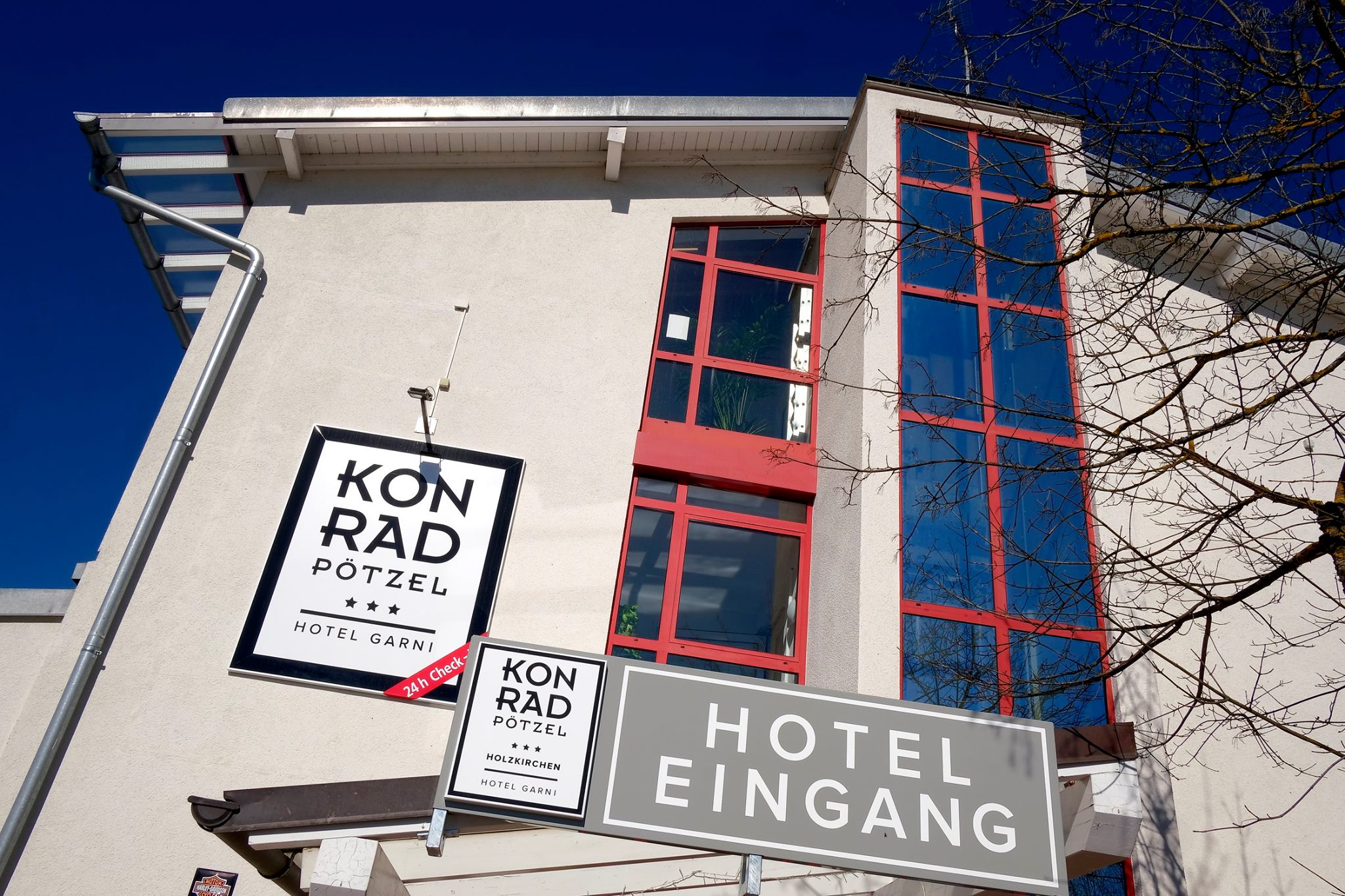 Bild 2 Hotel KonradP GmbH in Holzkirchen