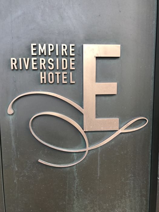 Nutzerbilder Waterkant im Empire Riverside Hotel Restaurant / - Hotel - Restaurant
