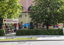 Bild zu Bayerisches Schnitzel- & Hendlhaus Neuaubing