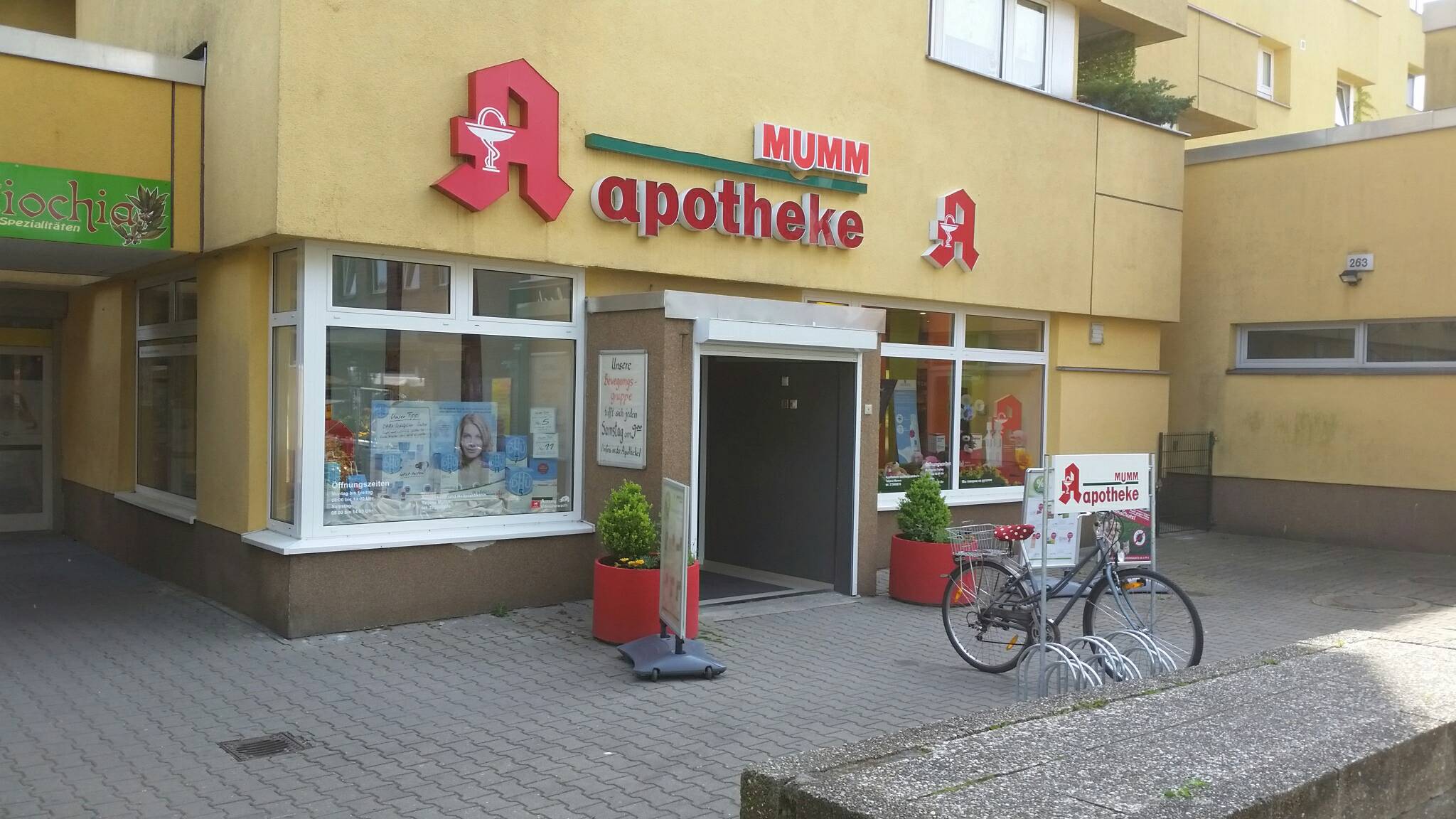 Bild 1 Mumm-Apotheke in Berlin