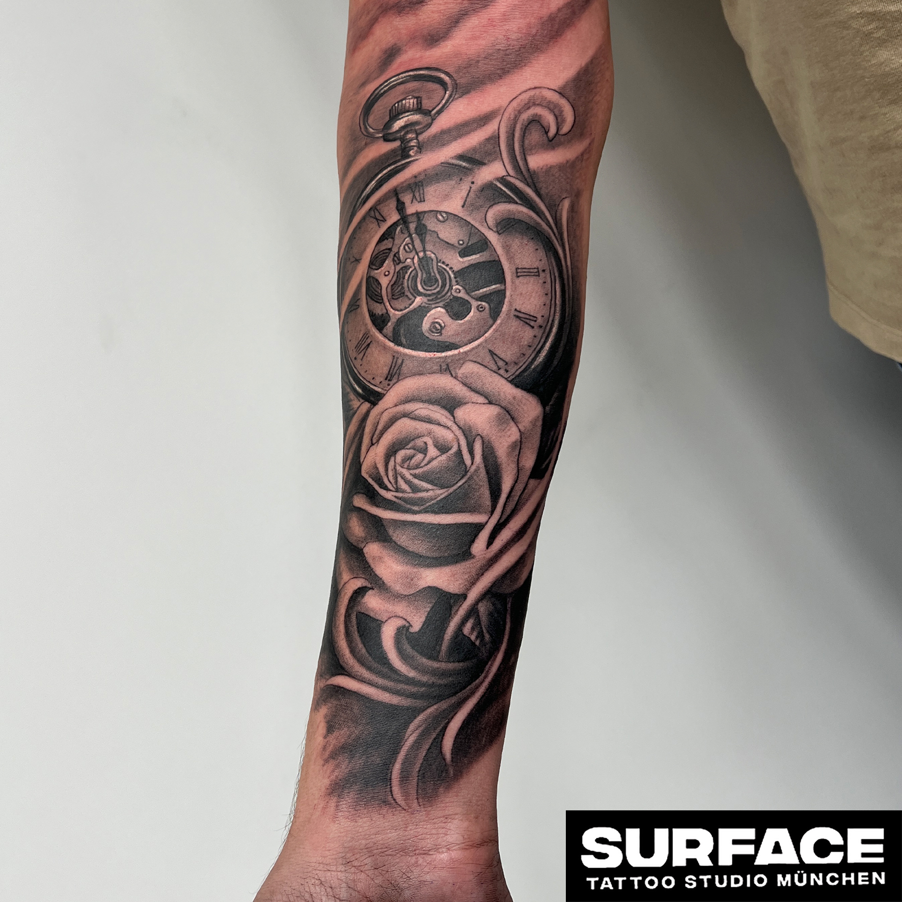Bild 33 Surface Tattoo Studio in München