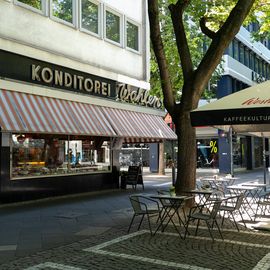 Außengastro Cafe Konditorei Wahlen Köln
