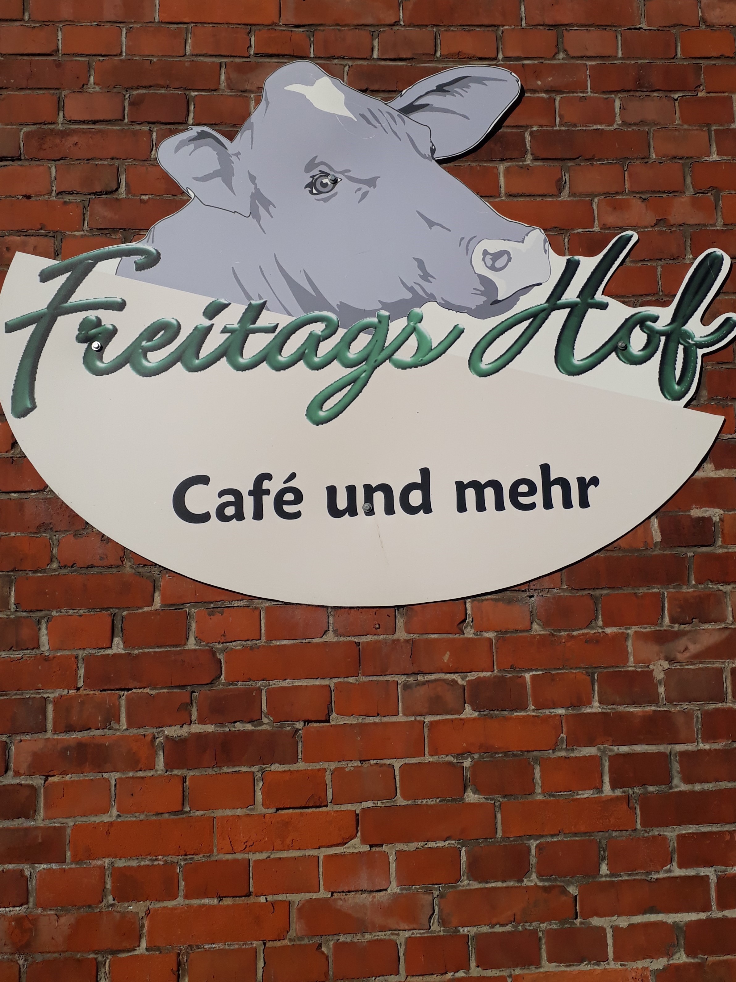 Bild 1 Freitags Hof - Café und mehr in Bad Münder am Deister