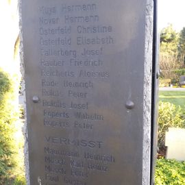 Kriegerdenkmal Mündelheim in Duisburg
