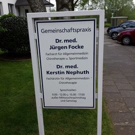 Focke J. Dr.med. Arzt für Allgemeinmedizin , Nephuth K. Dr.med. Ärztin für Chirotherapie in Duisburg