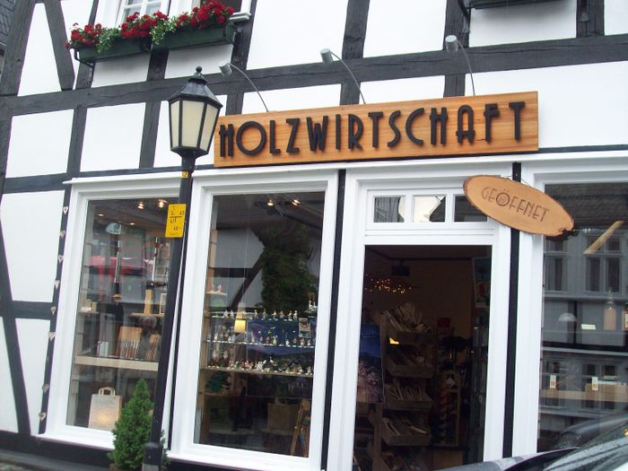 Die "Holzwirtschaft" in Freudenberg...schöne Dinge aus Holz