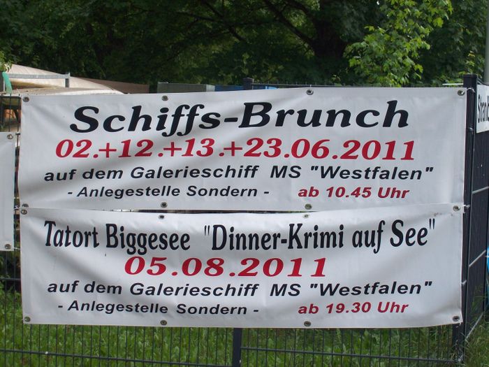 Werbeplakate für verschiedene Schiffs-Events 