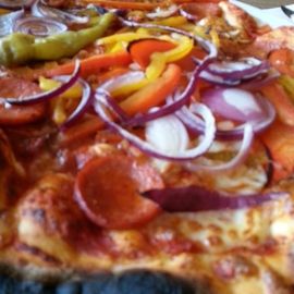 Pizza Diavolo mit Diätrand ;-)