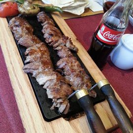 gegrillte Lammspieße
11.50 €