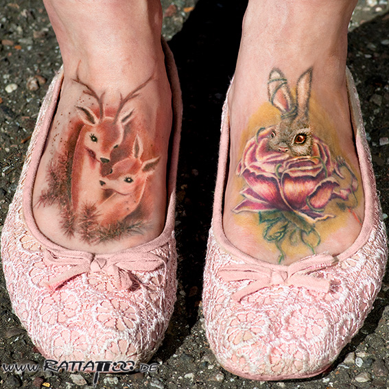 Reh und Hase als Fuß-Tattoo aus dem Rattattoo Tattoostudio in Freiburg.