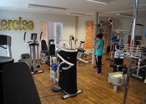 Bild zu physiOlogisch Therapie+med. Fitness Merk