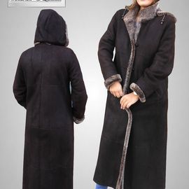 langer Damen Mantel mit abnehmbarer Kapuze