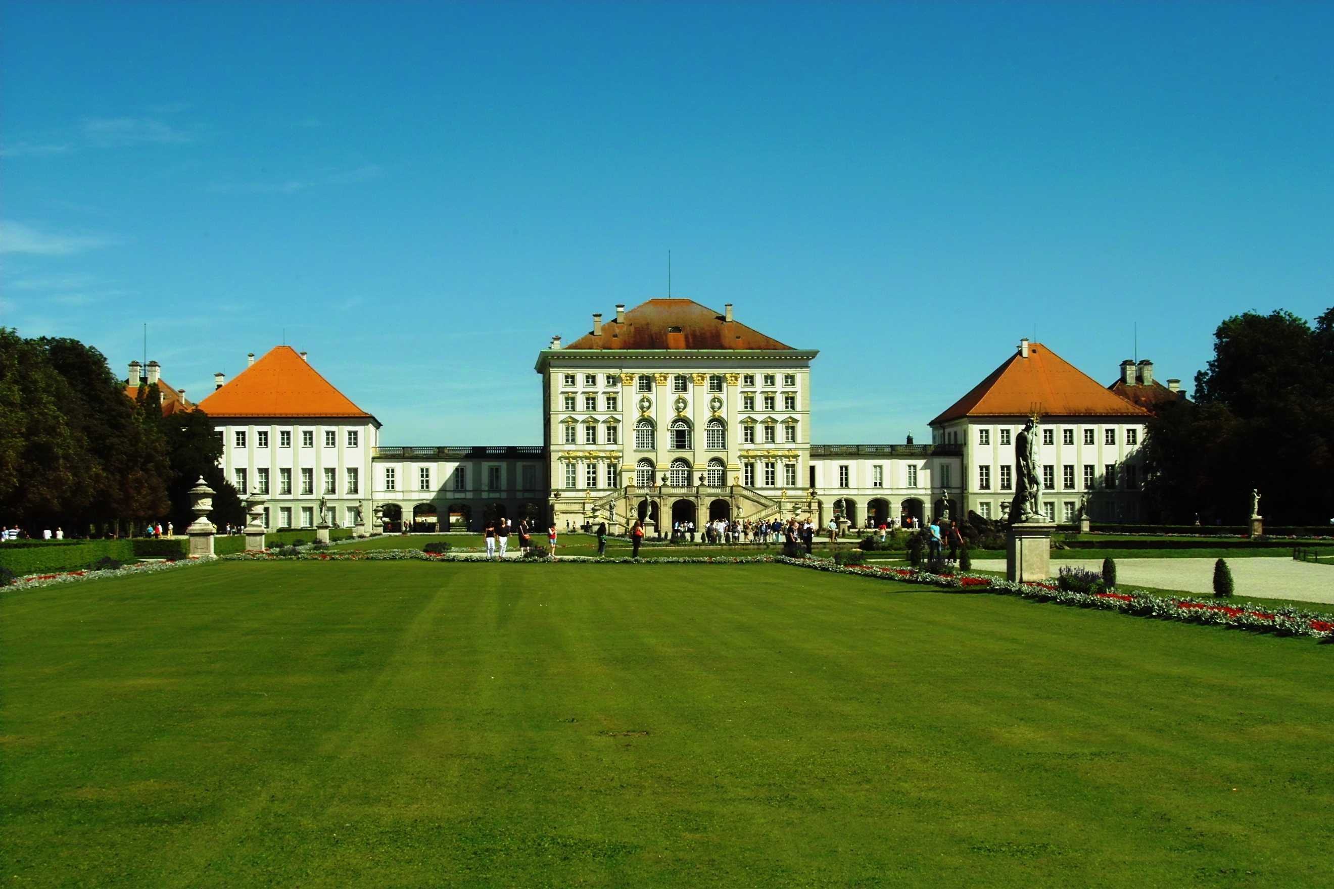 Bild 108 Schloß Nymphenburg in München
