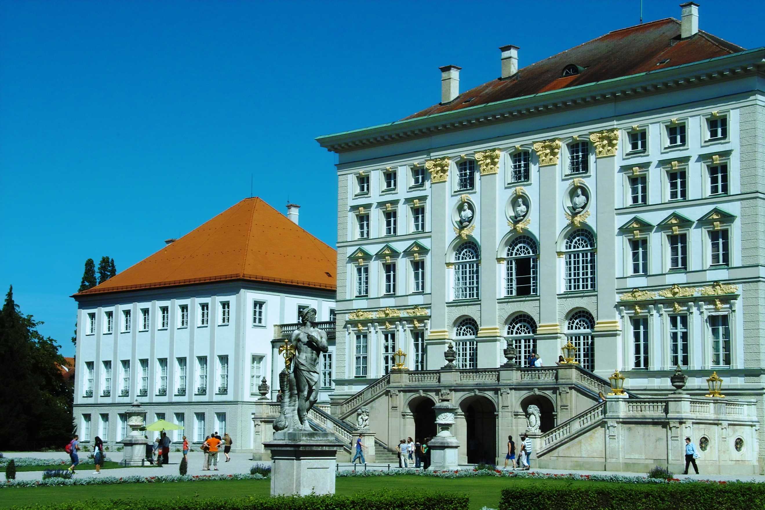 Bild 105 Marstallmuseum im Schloß Nymphenburg in München