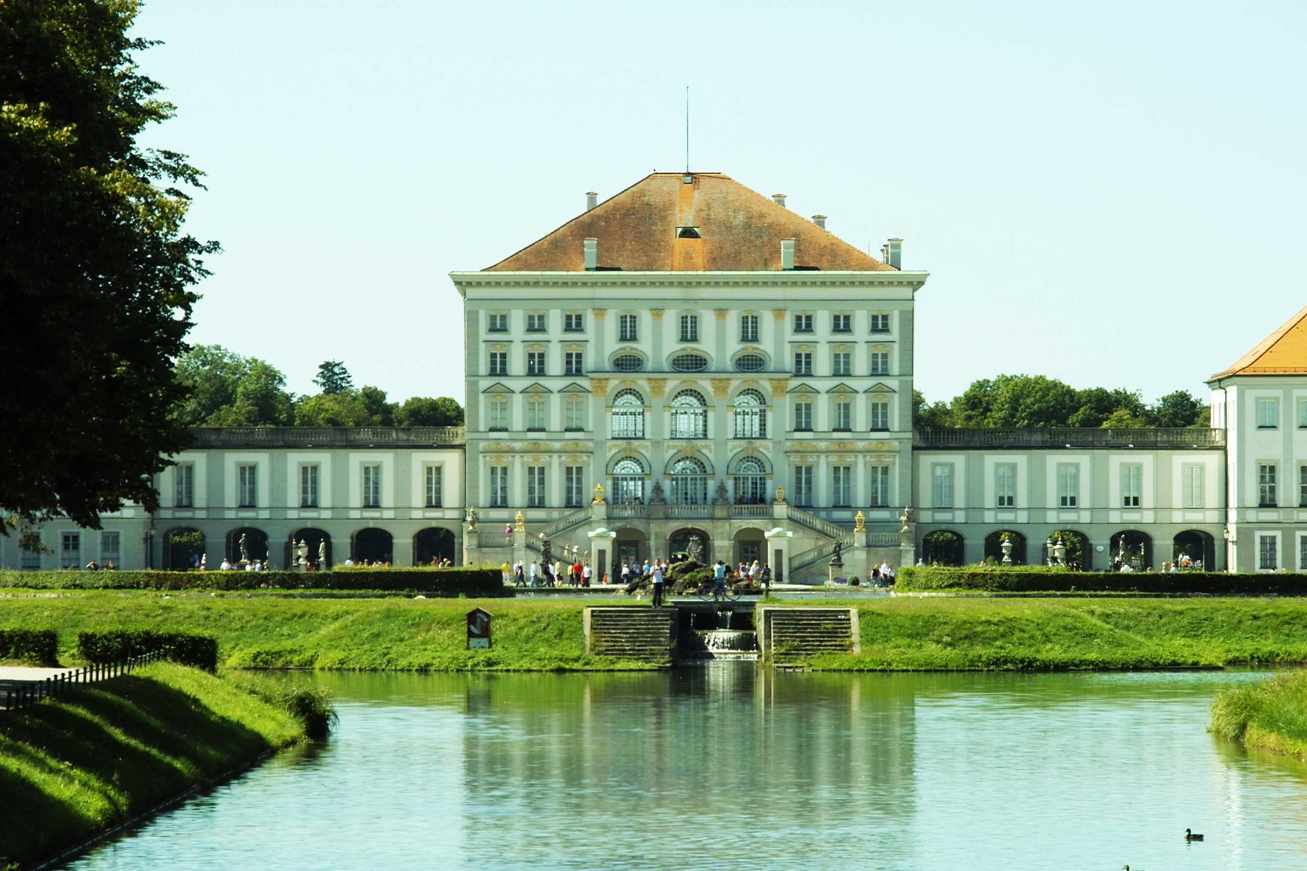 Bild 149 Schloß Nymphenburg in München