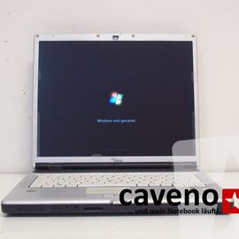 Bild zeigt ein repariertes Fujitsu-Siemens LifeBook E8110 Notebook, aus dem Service von Caveno in Berlin