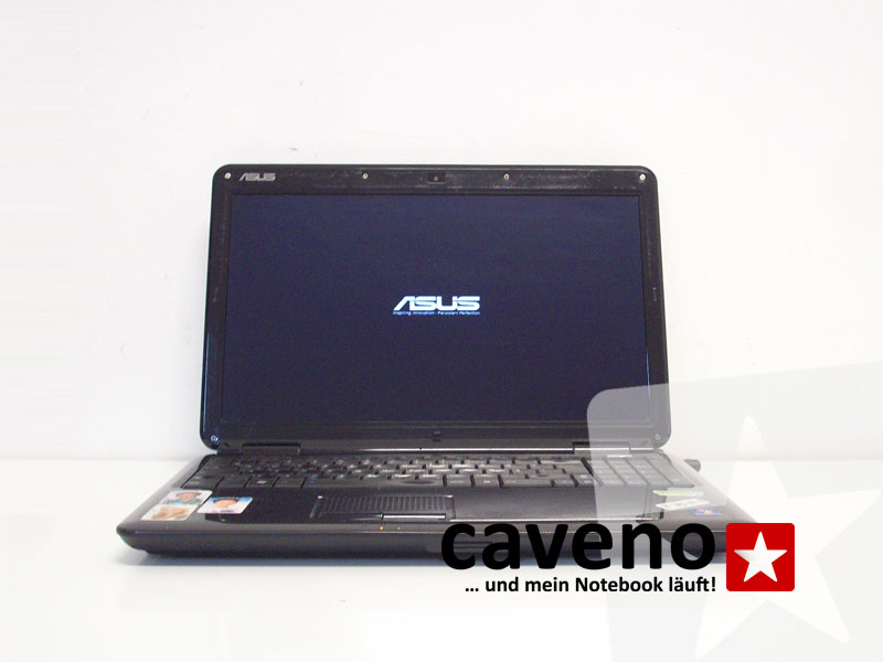 Bild zeigt ein repariertes Asus X5DAD Notebook, aus dem Service von Caveno in Berlin