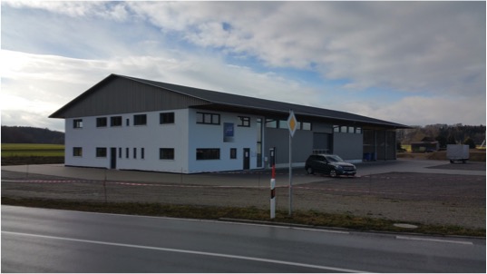 Das Fabrikations- und Vertriebsgebäude der Fa. Udo Röck GmbH, Hersteller von www.heutoy.de und www.mobijagd.de