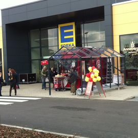 Haupteingang EDEKA-Center an der Sachsen-Allee