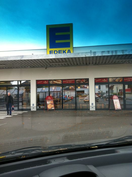Filiale im EDEKA-Markt
