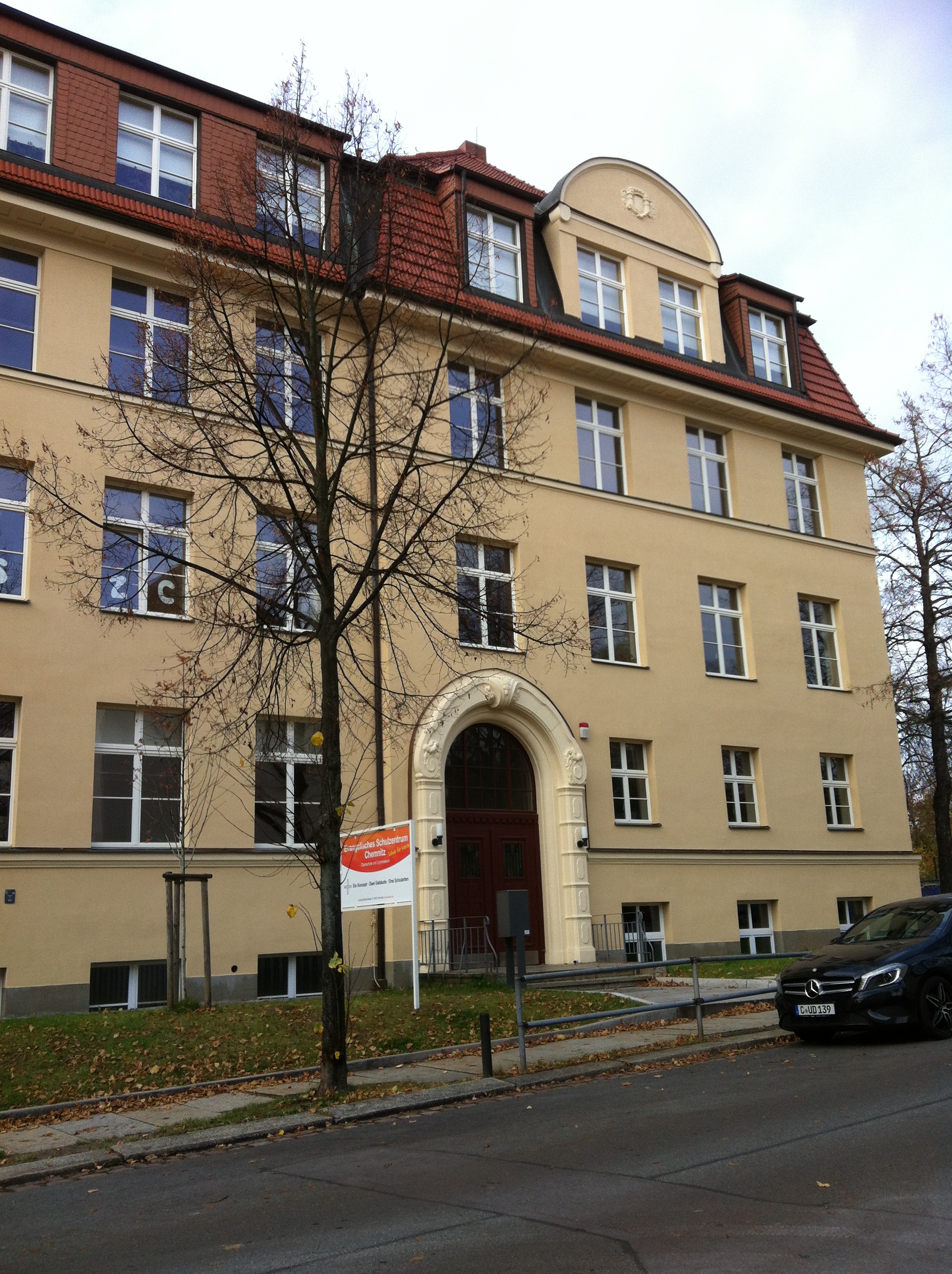 Bild 1 Evangelisches Schulzentrum Chemnitz- Oberschule in Chemnitz