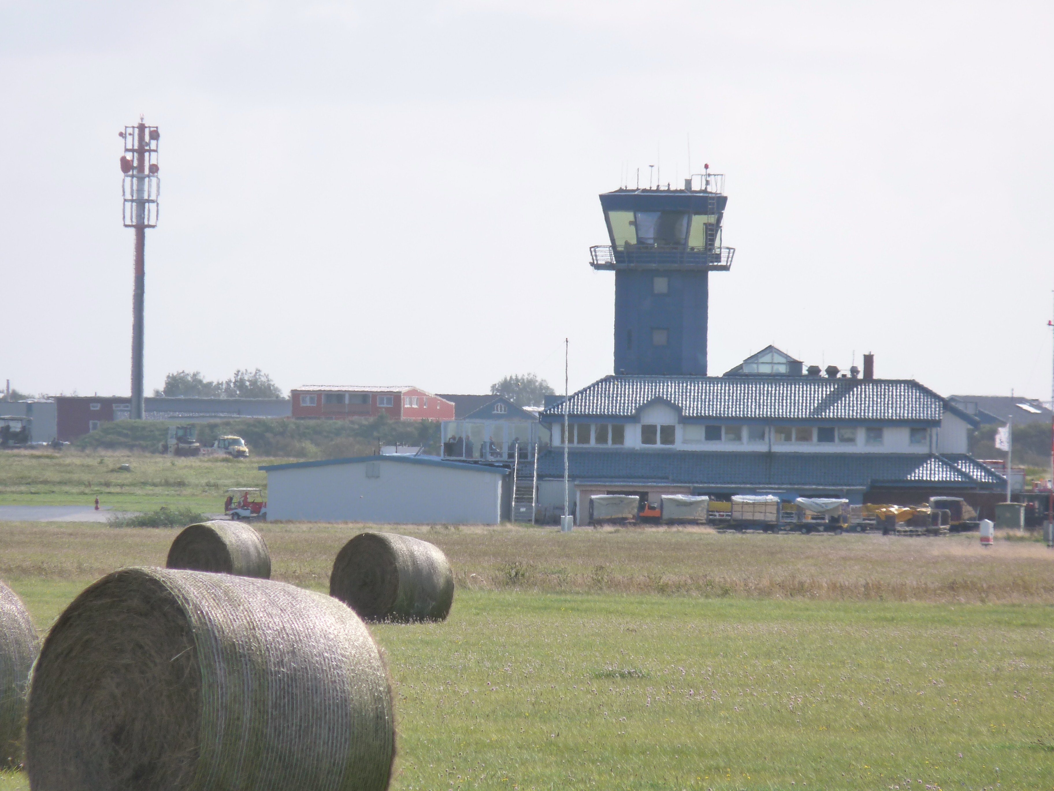Bild 14 SIXT Autovermietung Sylt Flughafen in Sylt