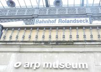 Bild zu Landes-Stiftung Arp Museum Bahnhof Rolandseck
